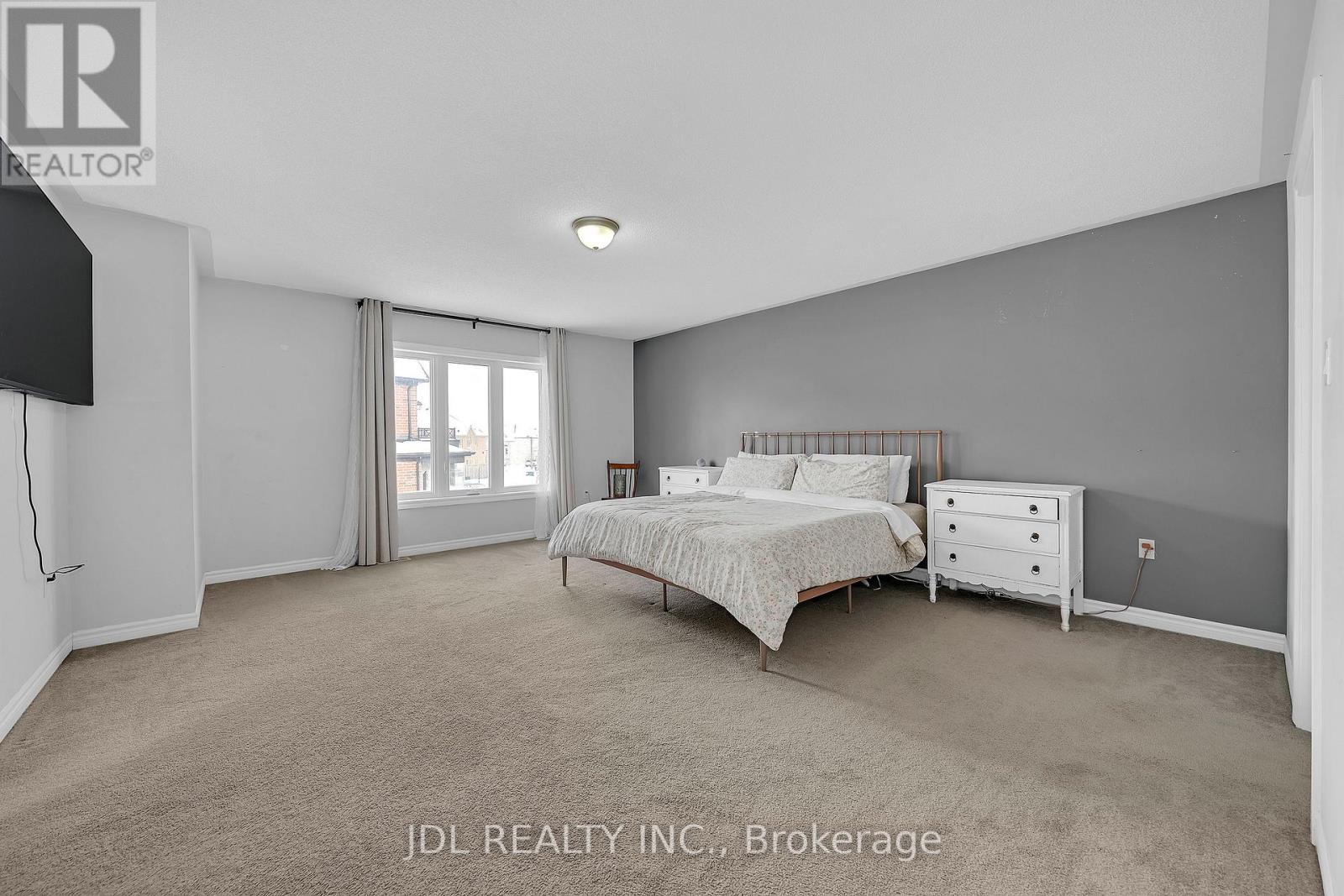 376 Miller Park Avenue, Bradford West Gwillimbury (Bradford), Ontario  L3Z 3J2 - Photo 35 - N12798070