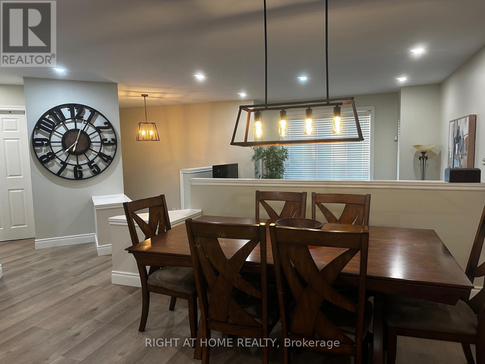 741 Innisfil Beach Road, Innisfil, Ontario  L9S 4E4 - Photo 10 - N12798084