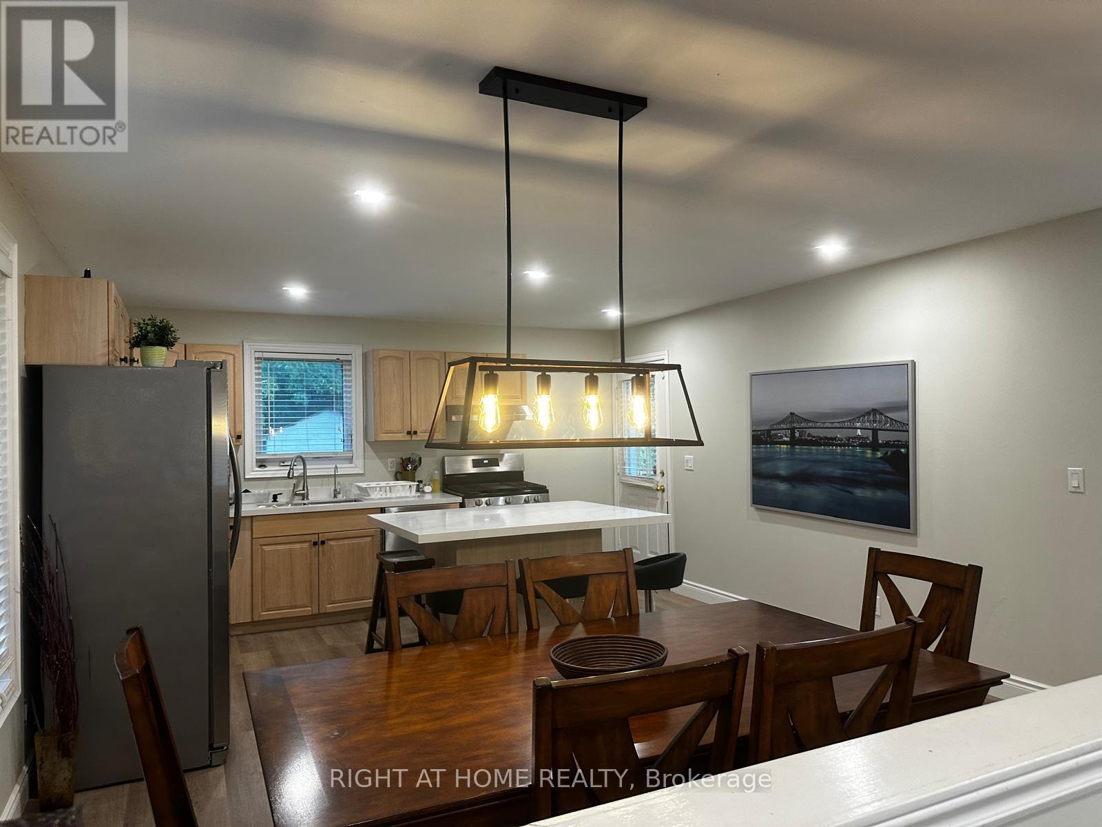 741 Innisfil Beach Road, Innisfil, Ontario  L9S 4E4 - Photo 11 - N12798084