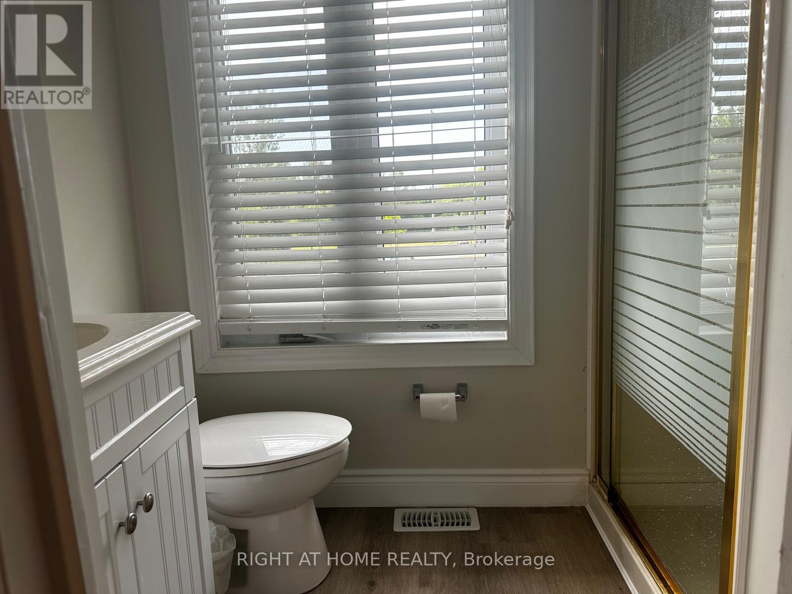 741 Innisfil Beach Road, Innisfil, Ontario  L9S 4E4 - Photo 15 - N12798084