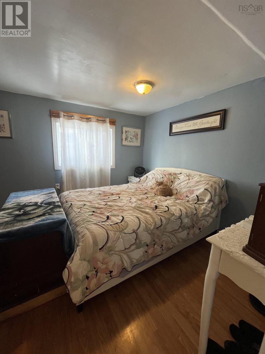 66 Mcgee Street, Springhill, Nova Scotia  B0M 1X0 - Photo 9 - 202602974