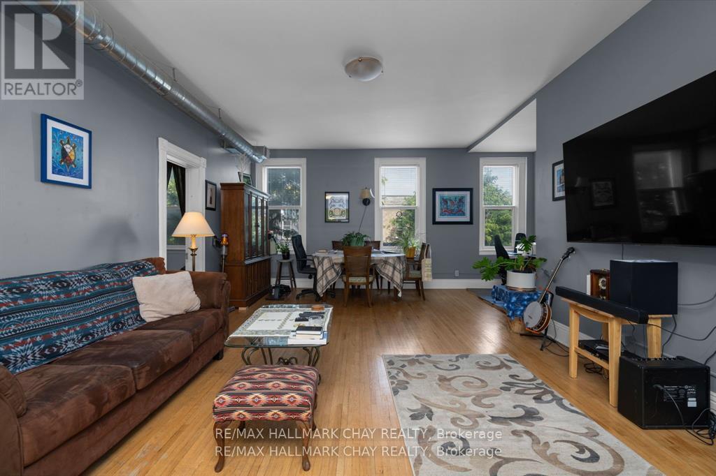 14 Coldwater Road, Severn (Coldwater), Ontario  L0K 1E0 - Photo 20 - S12798008