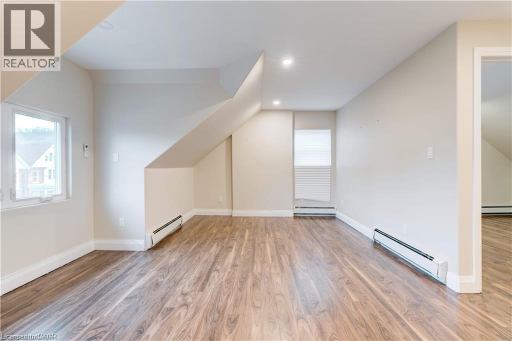 152 Sanford Avenue S, Hamilton, Ontario  L8M 2G9 - Photo 10 - 40787831