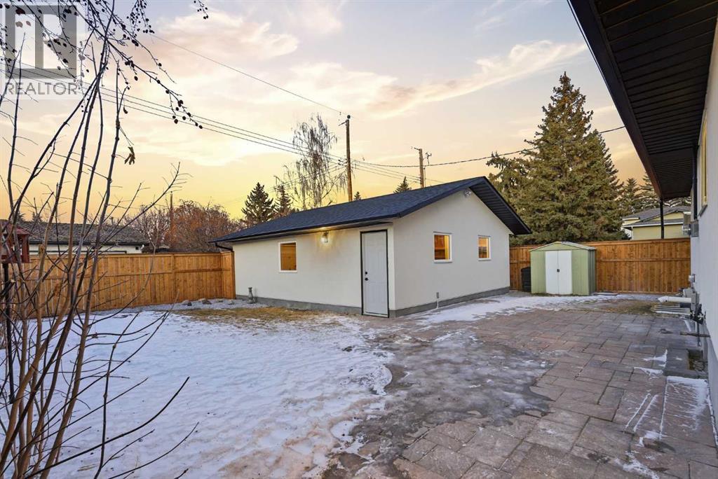 4904 Valiant Drive Nw, Calgary, Alberta  T3A 1X2 - Photo 36 - A2280758