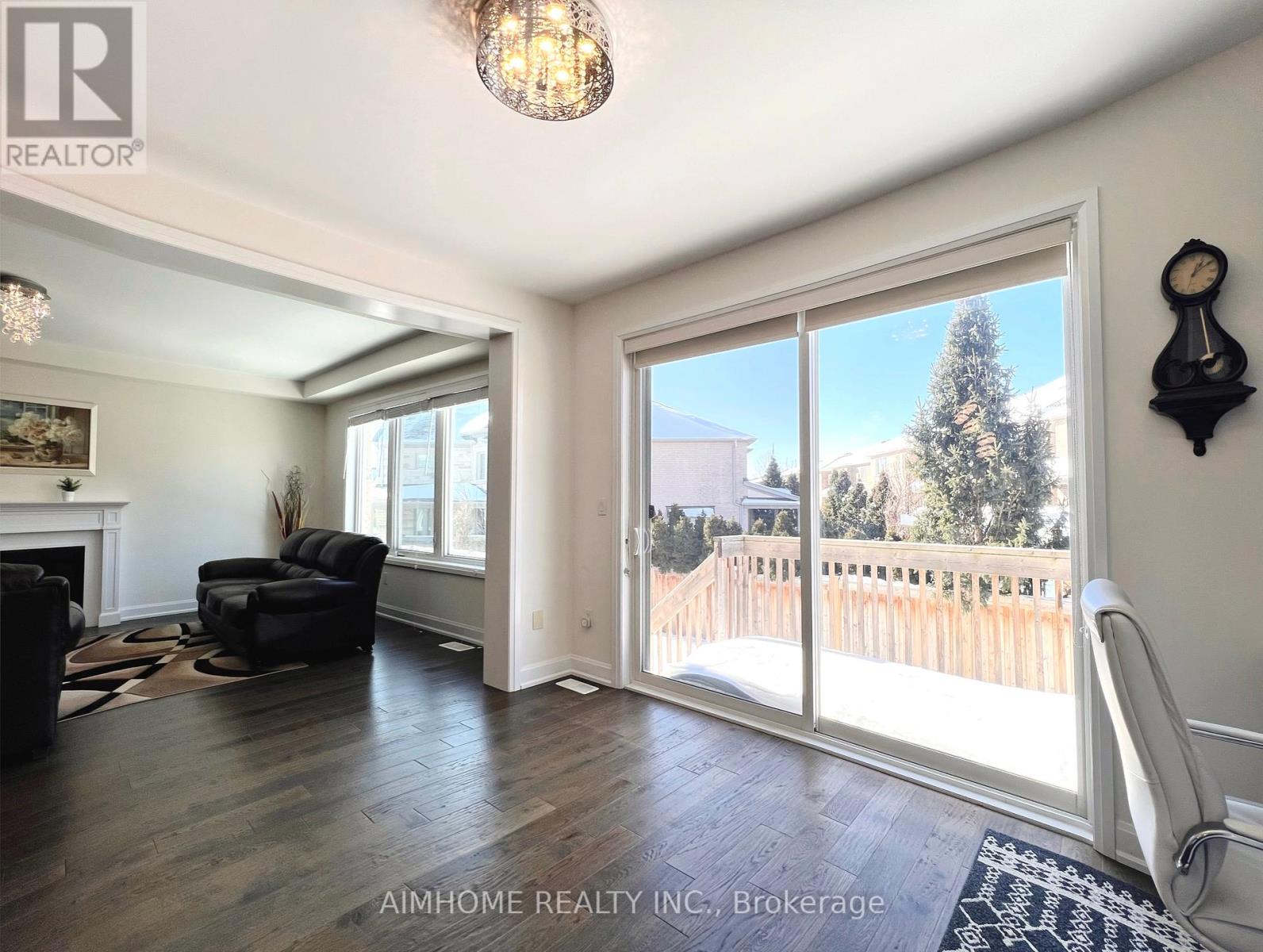 3154 Carding Mill Trail, Oakville, Ontario  L6M 0Z5 - Photo 16 - W12797944