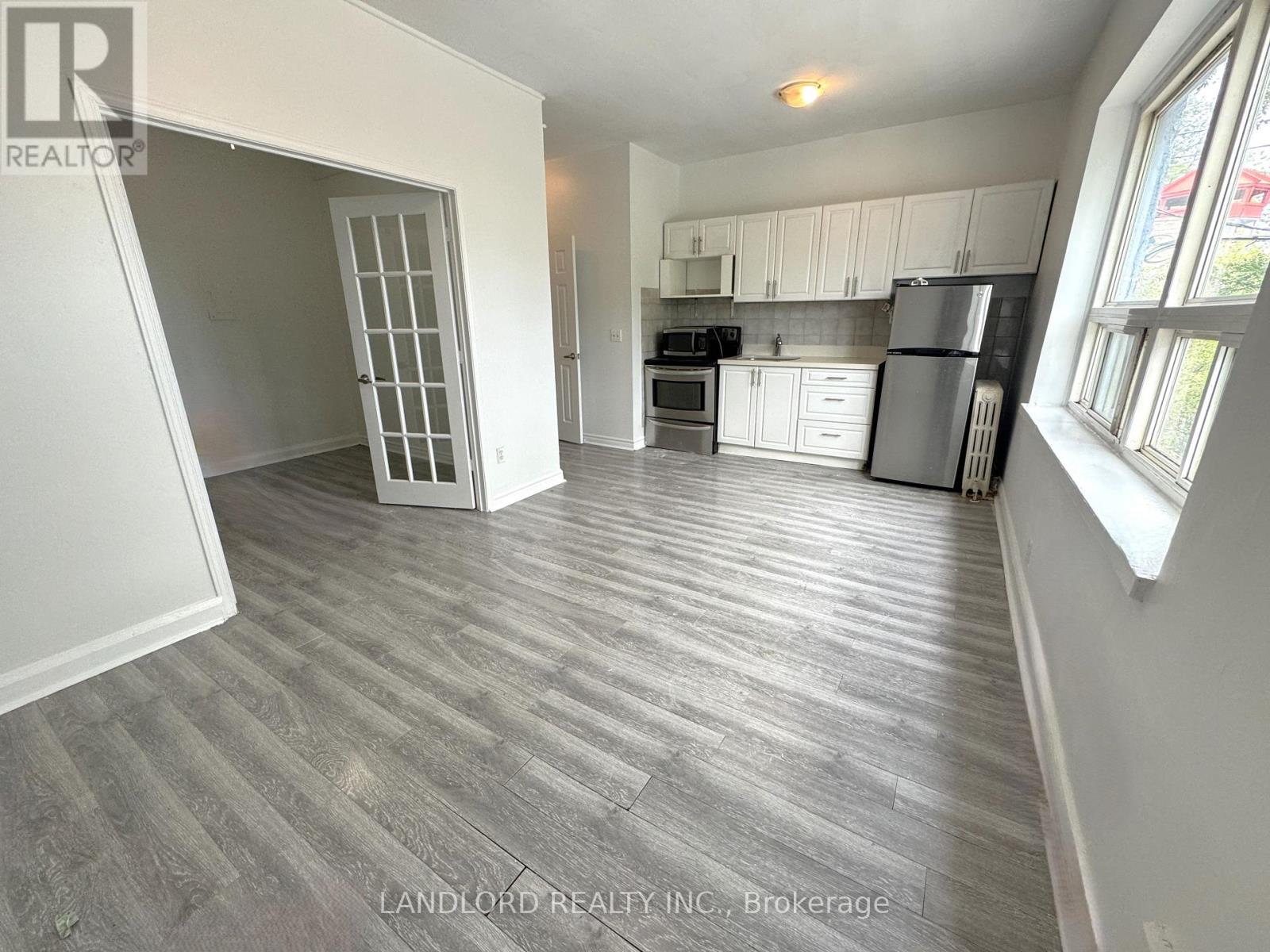 3 - 1156 WESTON ROAD, Toronto, Ontario