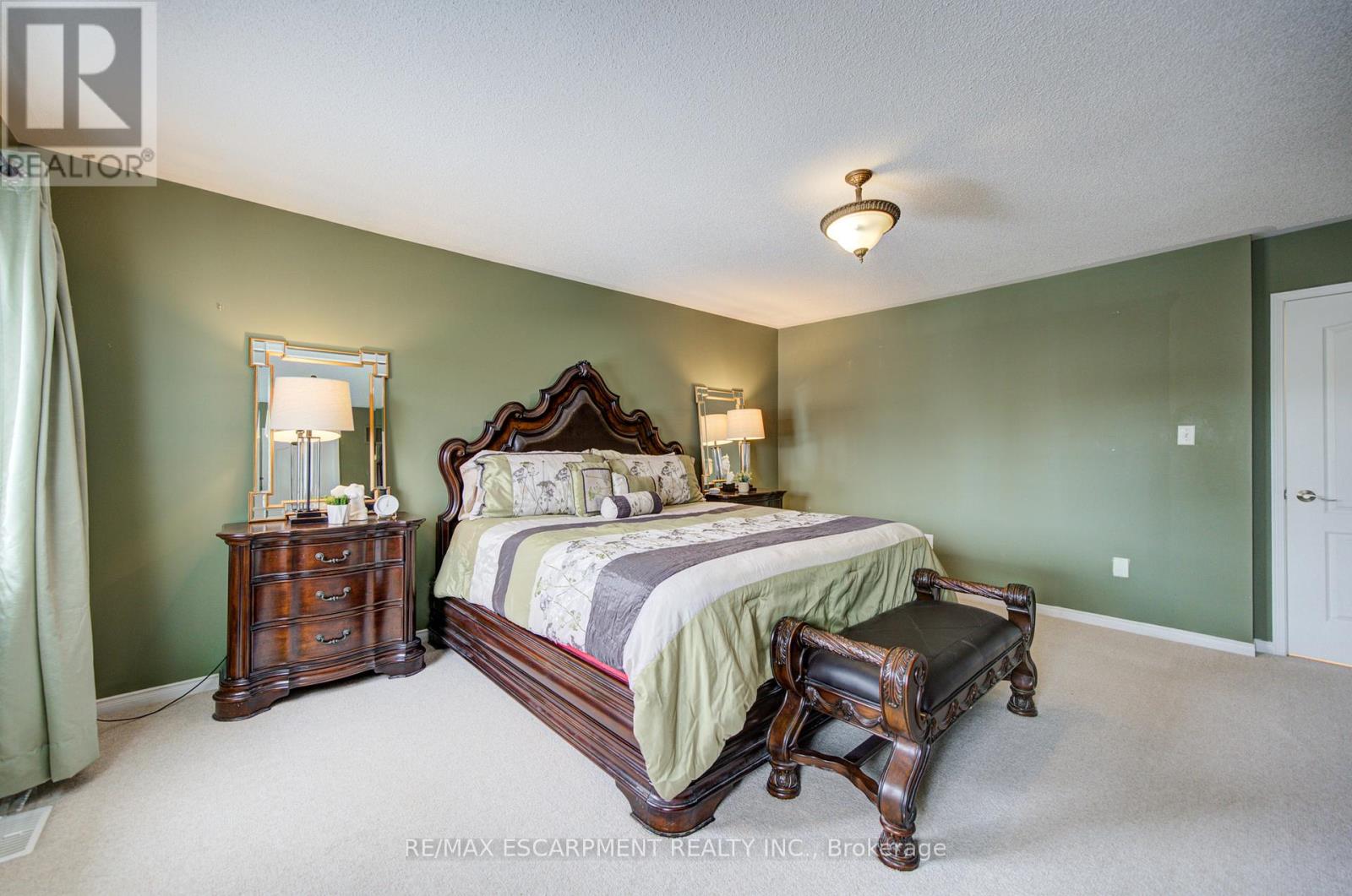 1227 Lamont Crescent, Milton, Ontario  L9T 6W5 - Photo 32 - W12798006