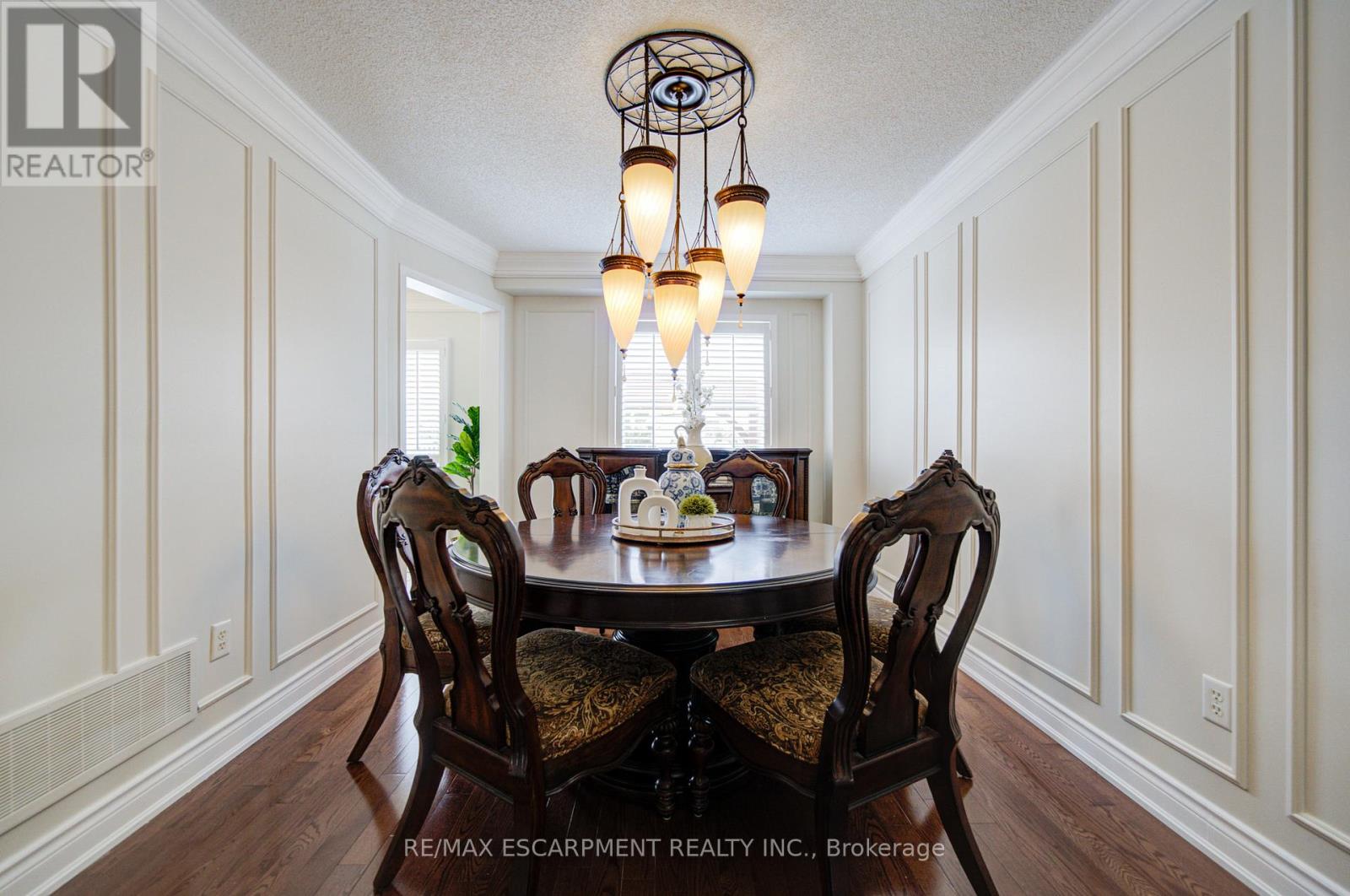 1227 Lamont Crescent, Milton, Ontario  L9T 6W5 - Photo 8 - W12798006