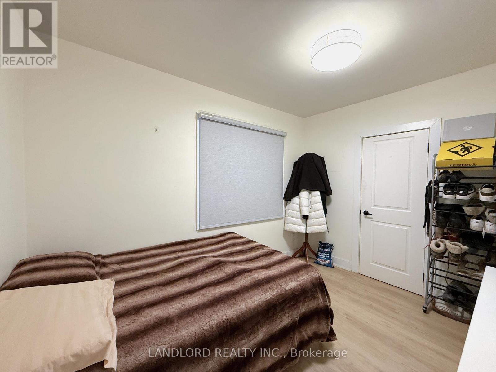 Main - 107 Nairn Avenue, Toronto, Ontario  M6E 4G9 - Photo 11 - W12798012