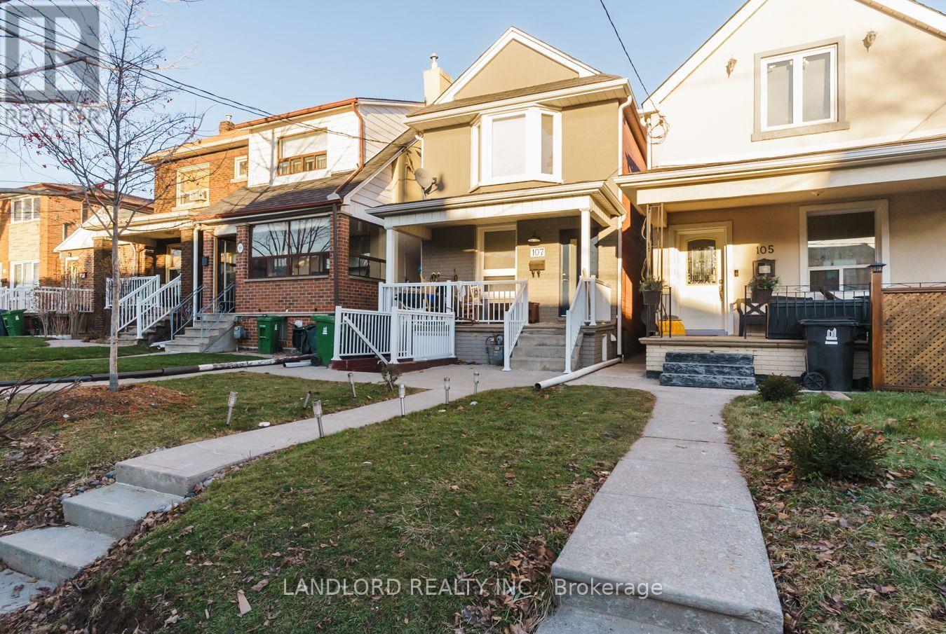 Main - 107 Nairn Avenue, Toronto, Ontario  M6E 4G9 - Photo 17 - W12798012