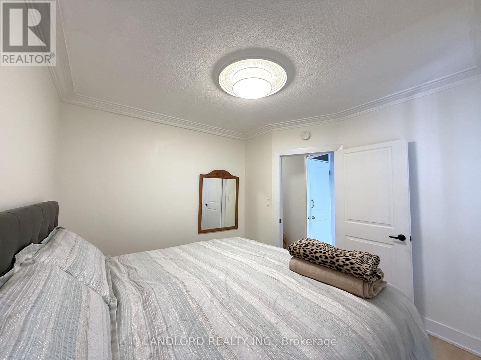 Main - 107 Nairn Avenue, Toronto, Ontario  M6E 4G9 - Photo 7 - W12798012