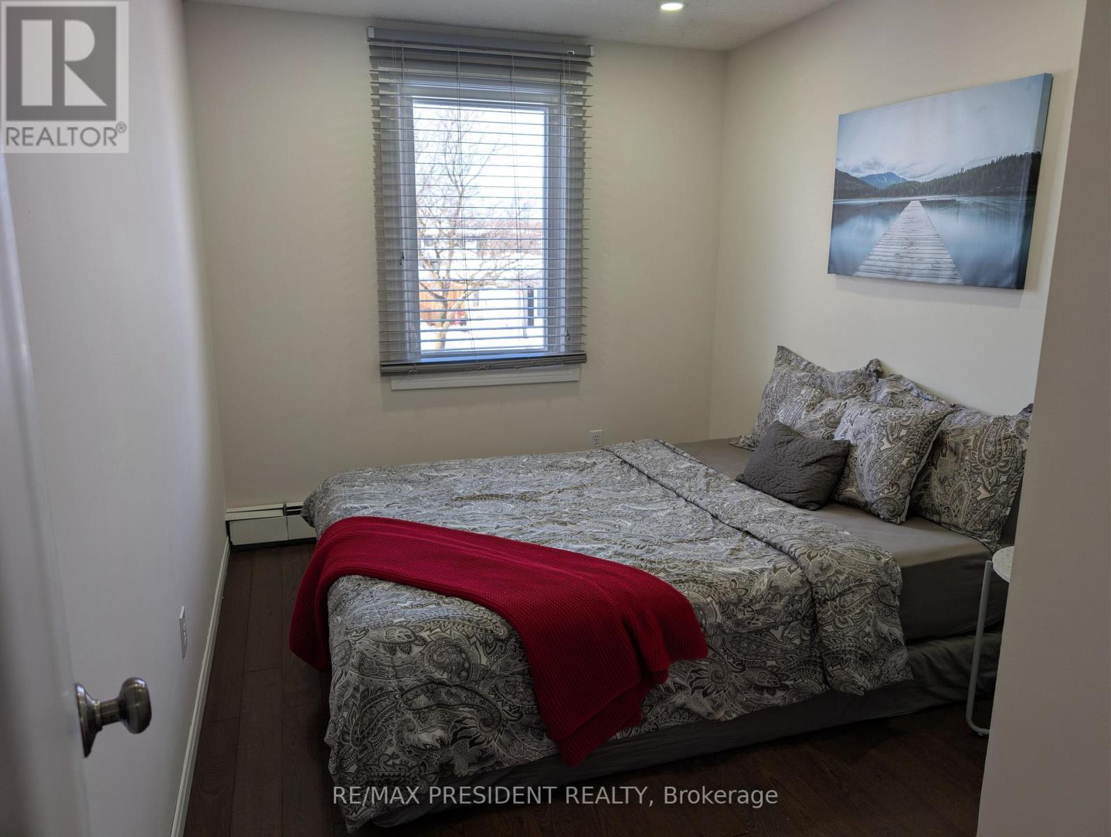 12 Hill Street, Halton Hills, Ontario  L7J 2W2 - Photo 15 - W12798090