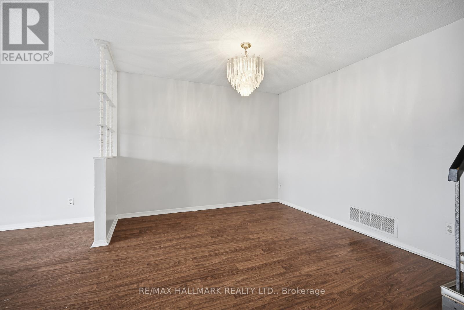 52 Simmons Boulevard, Brampton, Ontario  L6V 3V6 - Photo 18 - W12798102