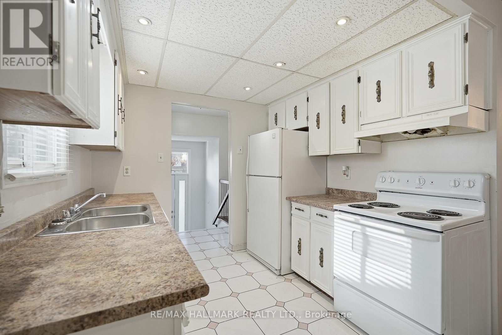 52 Simmons Boulevard, Brampton, Ontario  L6V 3V6 - Photo 22 - W12798102