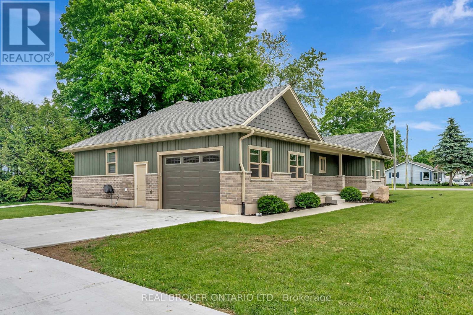 12 Albert Street, Norfolk, Ontario  N5V 2L8 - Photo 2 - X12797932