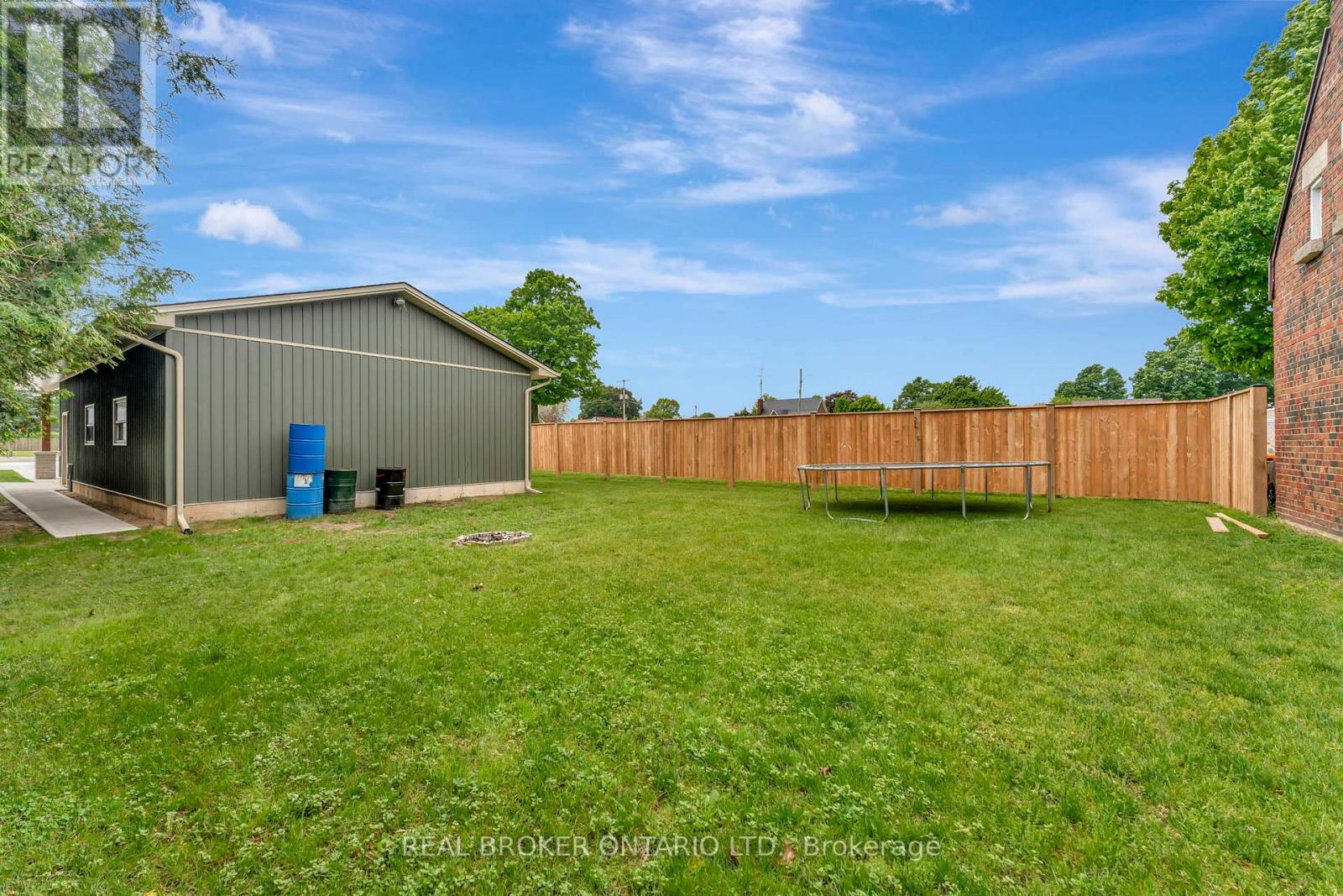 12 Albert Street, Norfolk, Ontario  N5V 2L8 - Photo 39 - X12797932