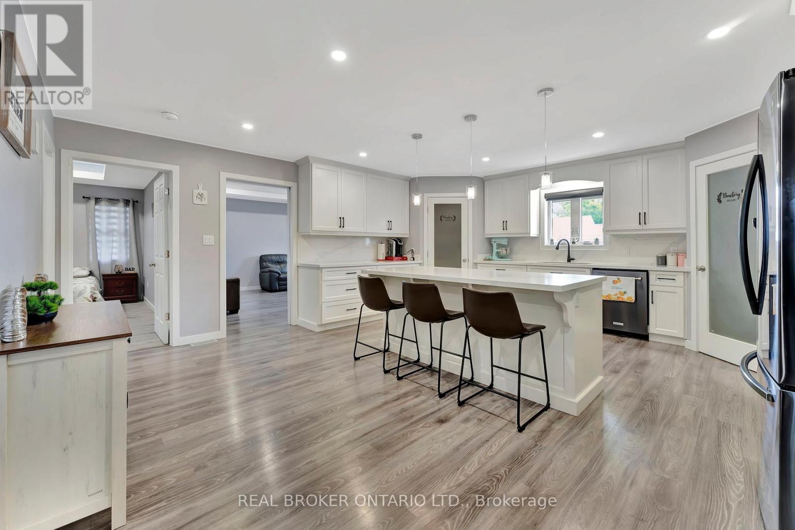 12 Albert Street, Norfolk, Ontario  N5V 2L8 - Photo 7 - X12797932