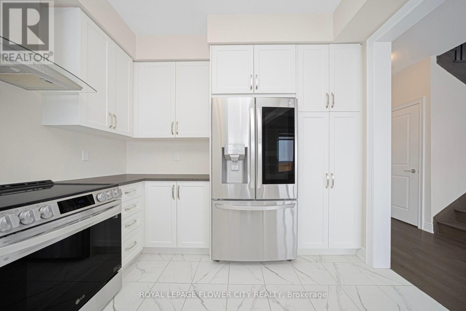 73 Sundin Drive, Haldimand, Ontario  N3W 0H3 - Photo 17 - X12798046