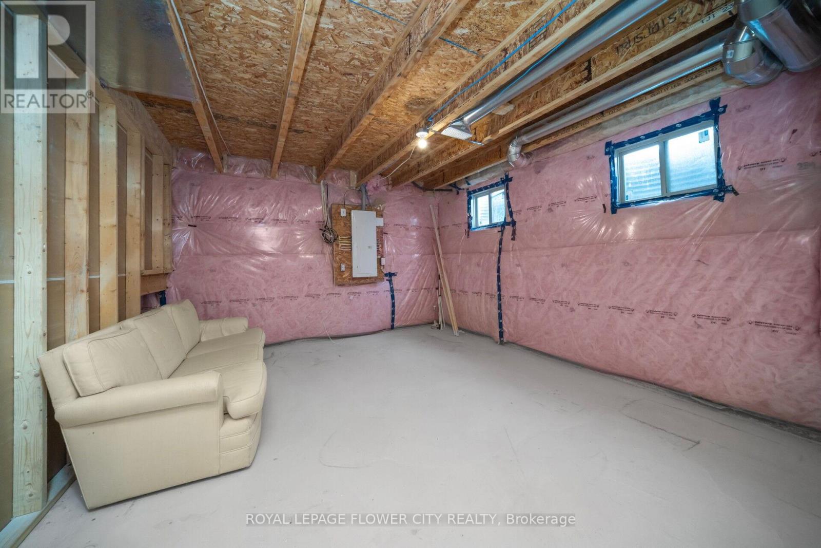 73 Sundin Drive, Haldimand, Ontario  N3W 0H3 - Photo 39 - X12798046