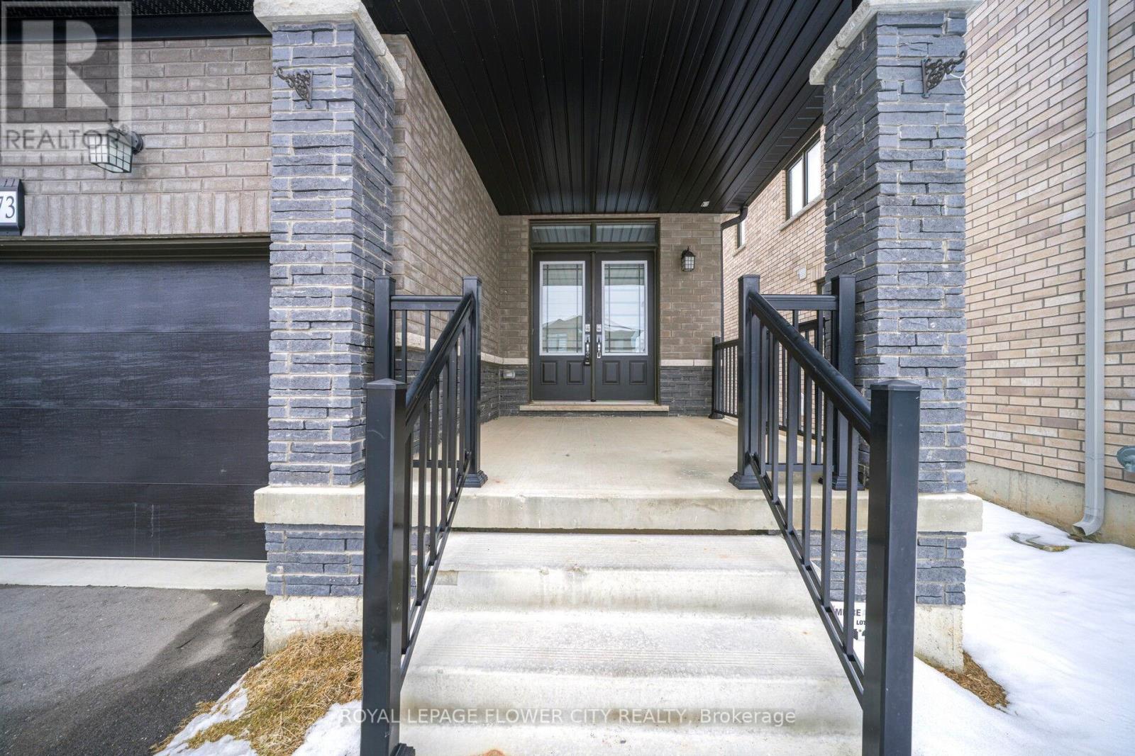 73 Sundin Drive, Haldimand, Ontario  N3W 0H3 - Photo 4 - X12798046