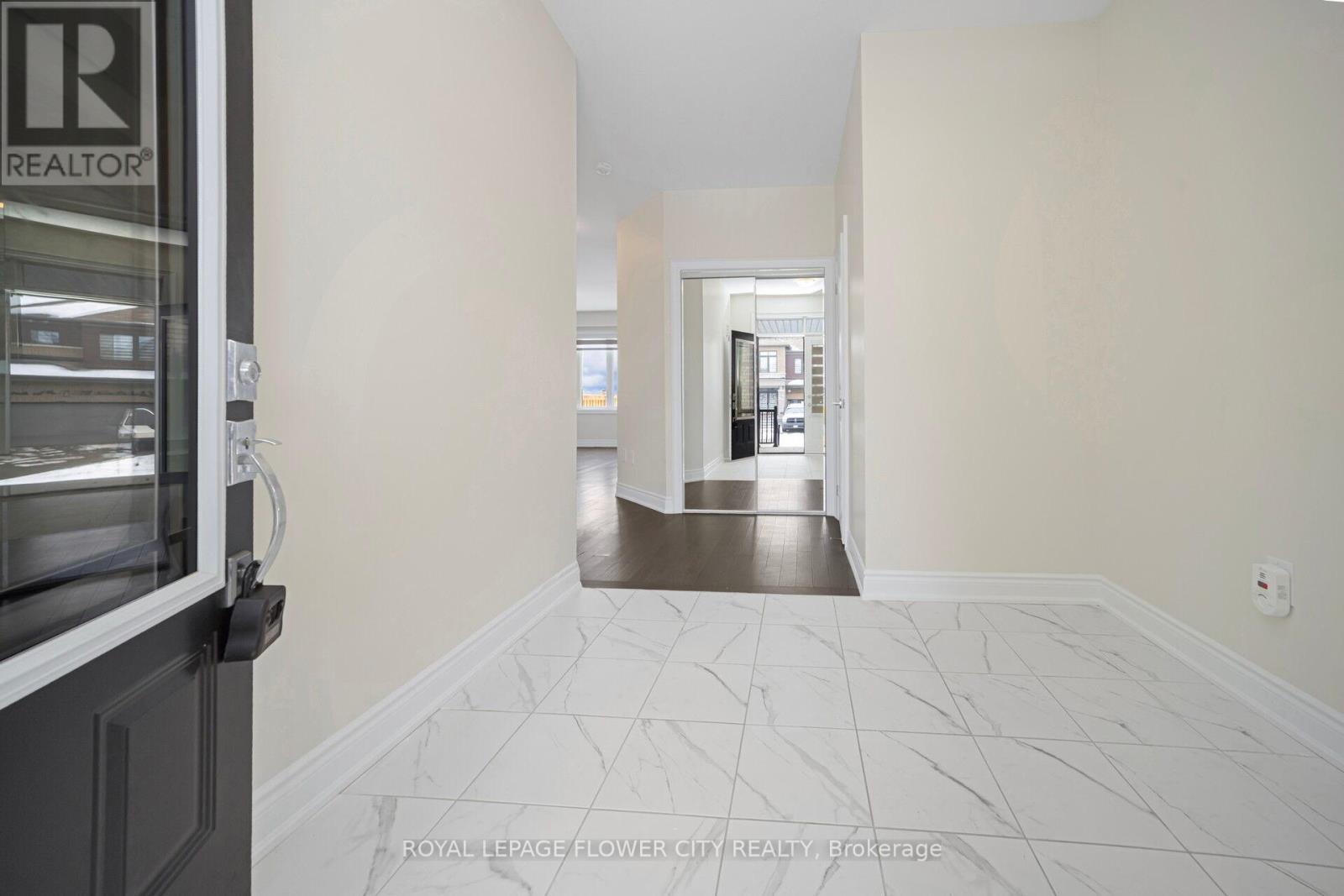 73 Sundin Drive, Haldimand, Ontario  N3W 0H3 - Photo 6 - X12798046