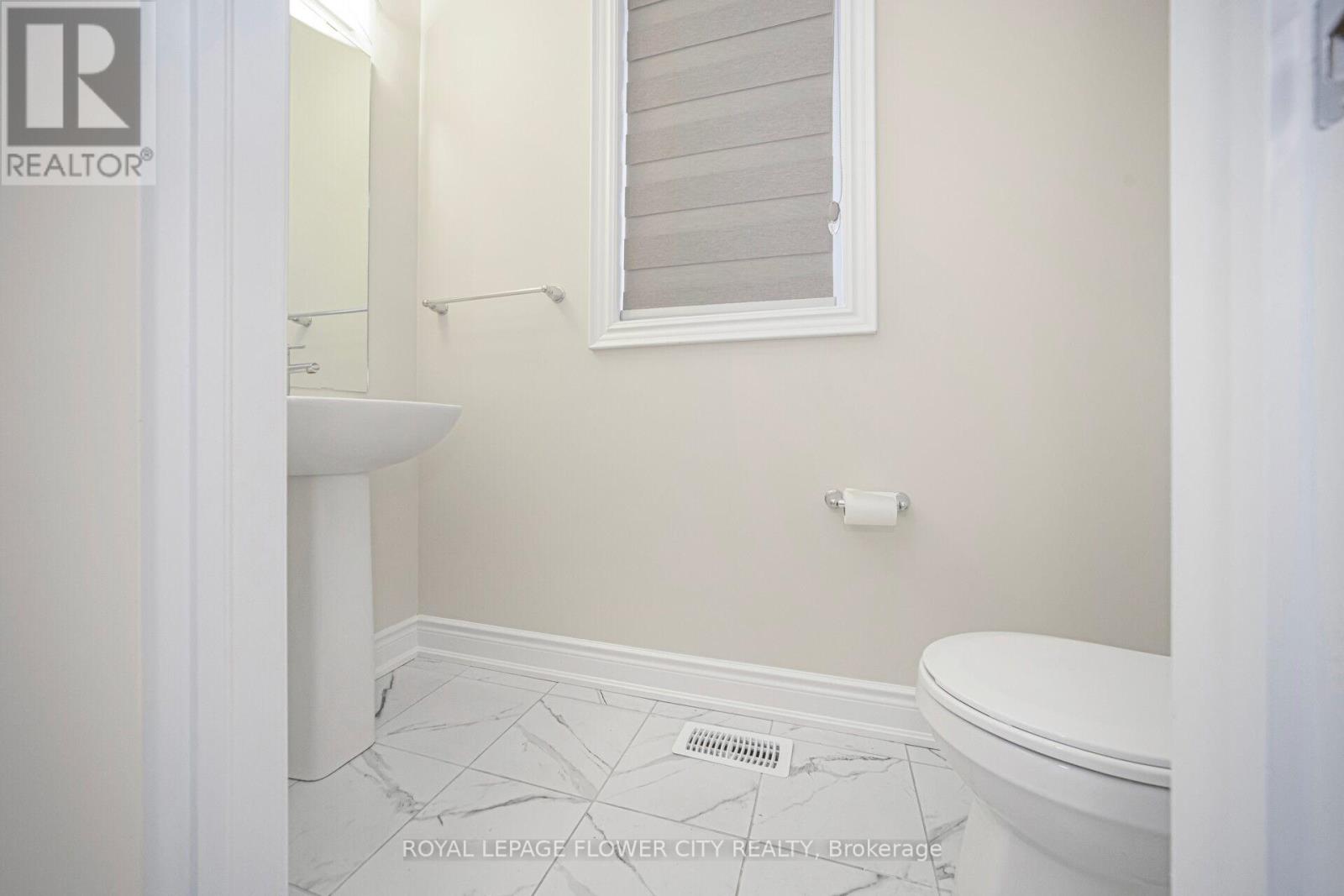 73 Sundin Drive, Haldimand, Ontario  N3W 0H3 - Photo 8 - X12798046