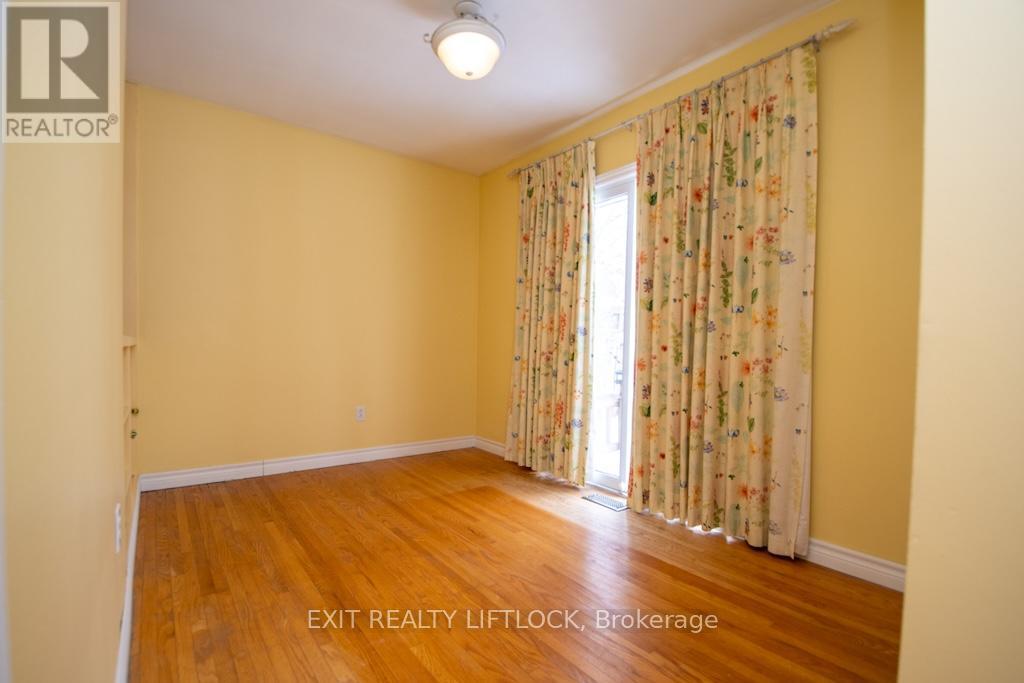 990 St Paul's Street, Peterborough, Ontario  K9H 6J6 - Photo 18 - X12798246