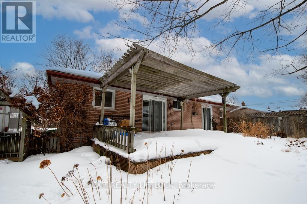 990 St Paul's Street, Peterborough, Ontario  K9H 6J6 - Photo 31 - X12798246