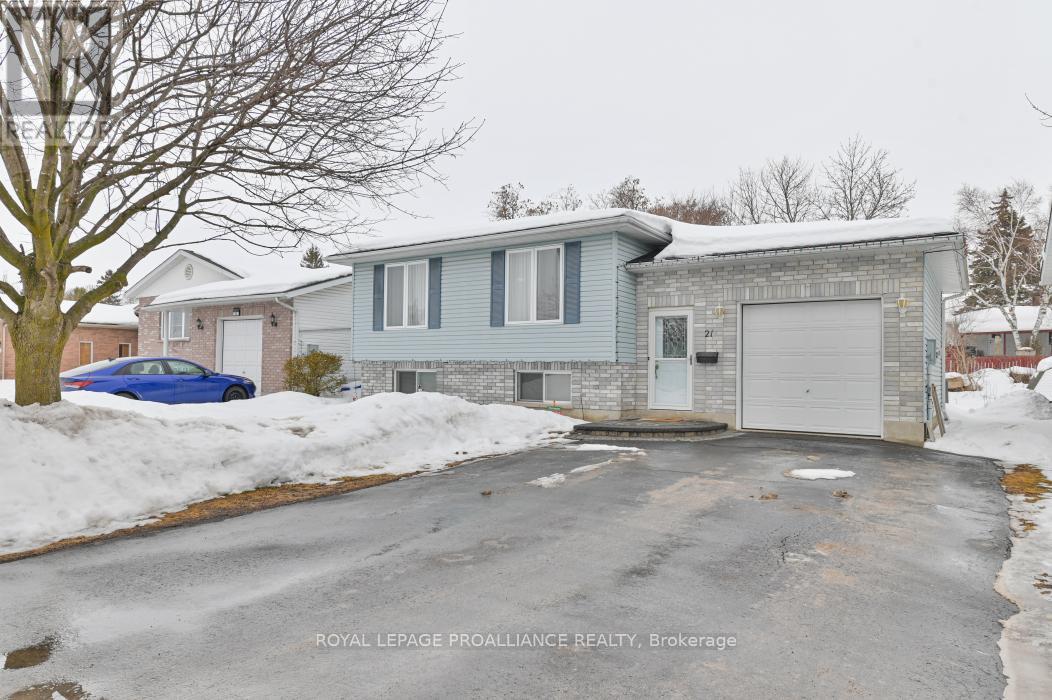21 ROBERT DRIVE, Quinte West, Ontario