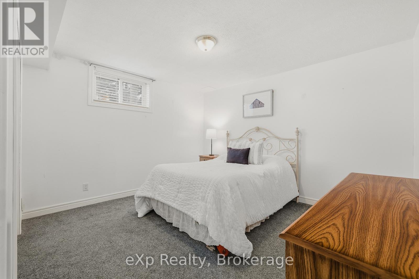 9 Parkview Drive, Wellesley, Ontario N0B 2T0 - Photo 28 - X12798308