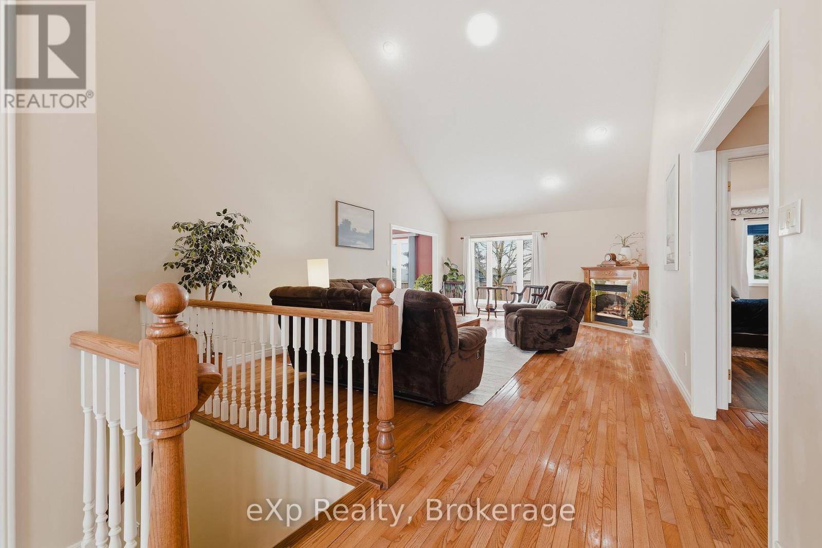 9 Parkview Drive, Wellesley, Ontario N0B 2T0 - Photo 7 - X12798308