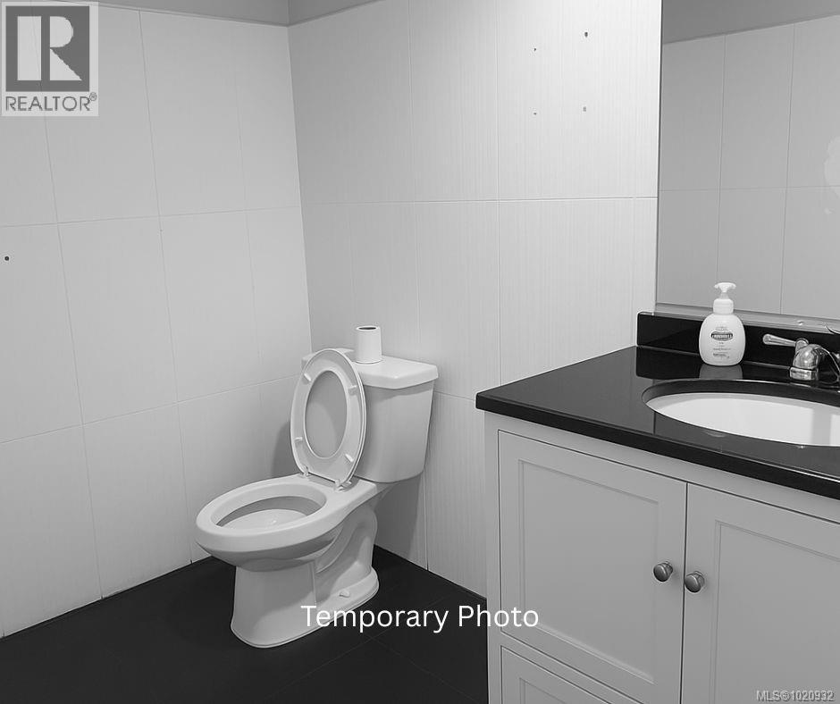 C/d/e 3255 Stephenson Point Rd, Nanaimo, British Columbia  V9T 1K3 - Photo 13 - 1020932