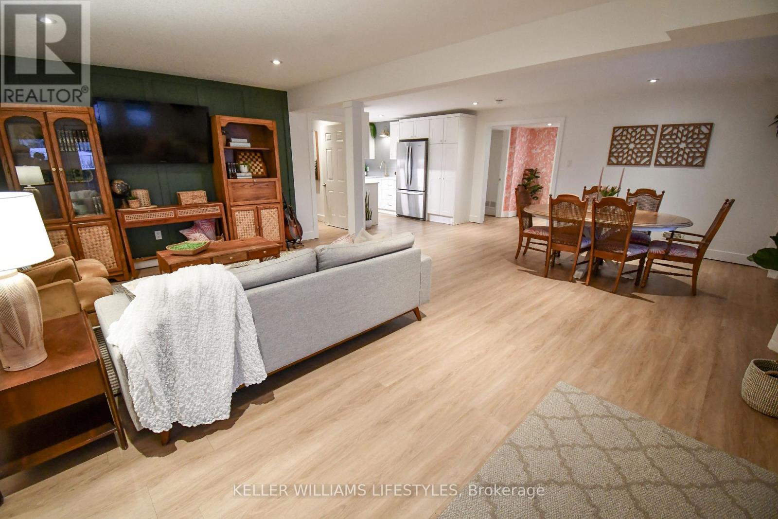 1934 Wateroak Drive, London North, Ontario  N6G 0M7 - Photo 25 - X12798142