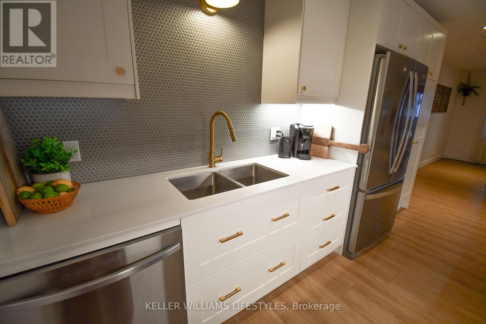 1934 Wateroak Drive, London North, Ontario  N6G 0M7 - Photo 33 - X12798142