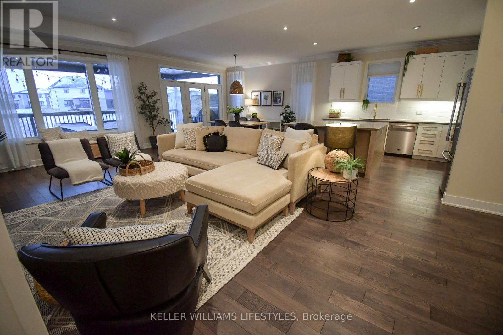 1934 Wateroak Drive, London North, Ontario  N6G 0M7 - Photo 5 - X12798142