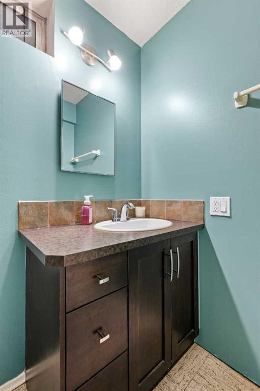 304 Wascana Crescent Se, Calgary, Alberta  T2J 1H5 - Photo 31 - A2285601