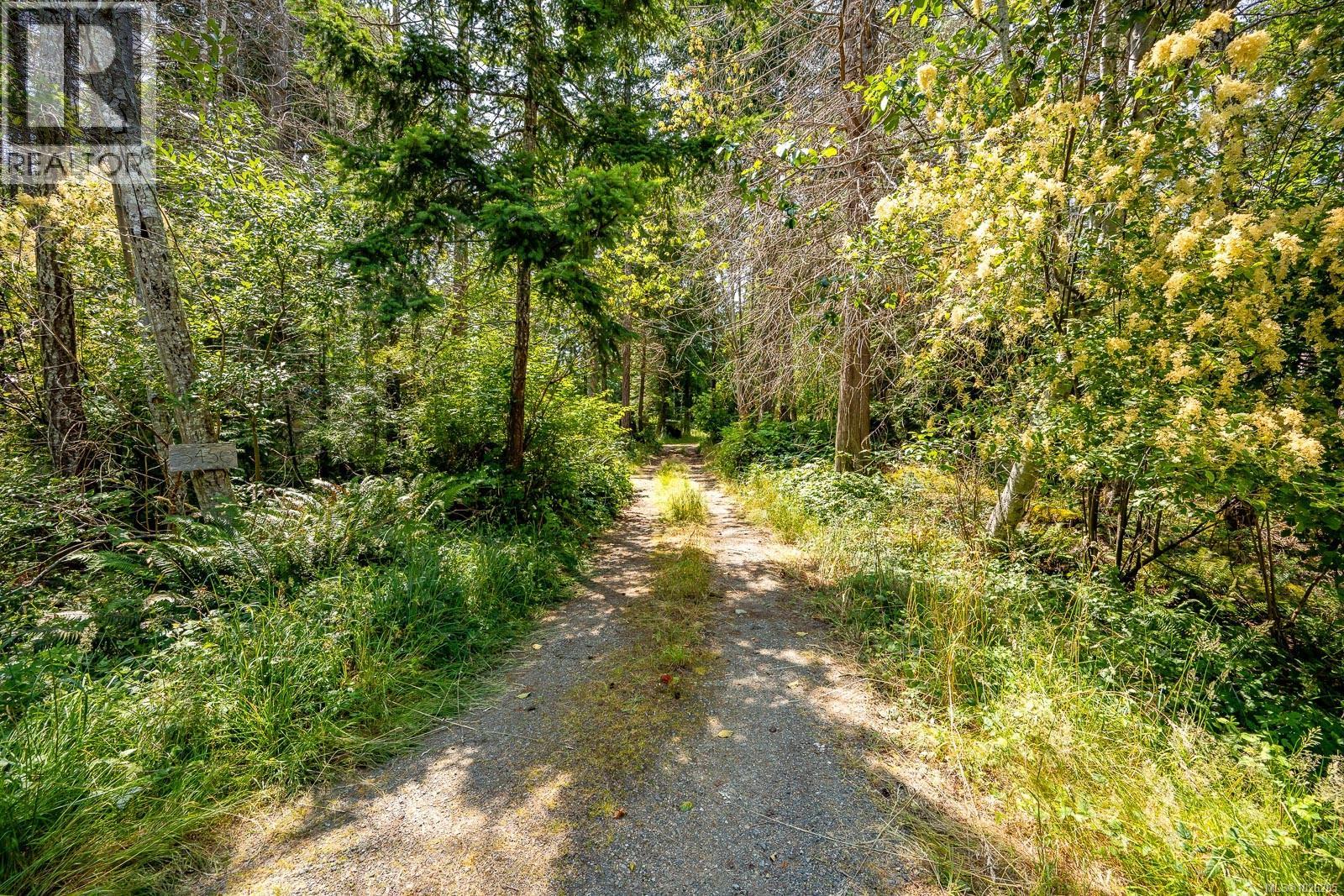 3450 Brigantine Cres, Hornby Island, British Columbia V0R 1Z0 - Photo 4 - 1026295