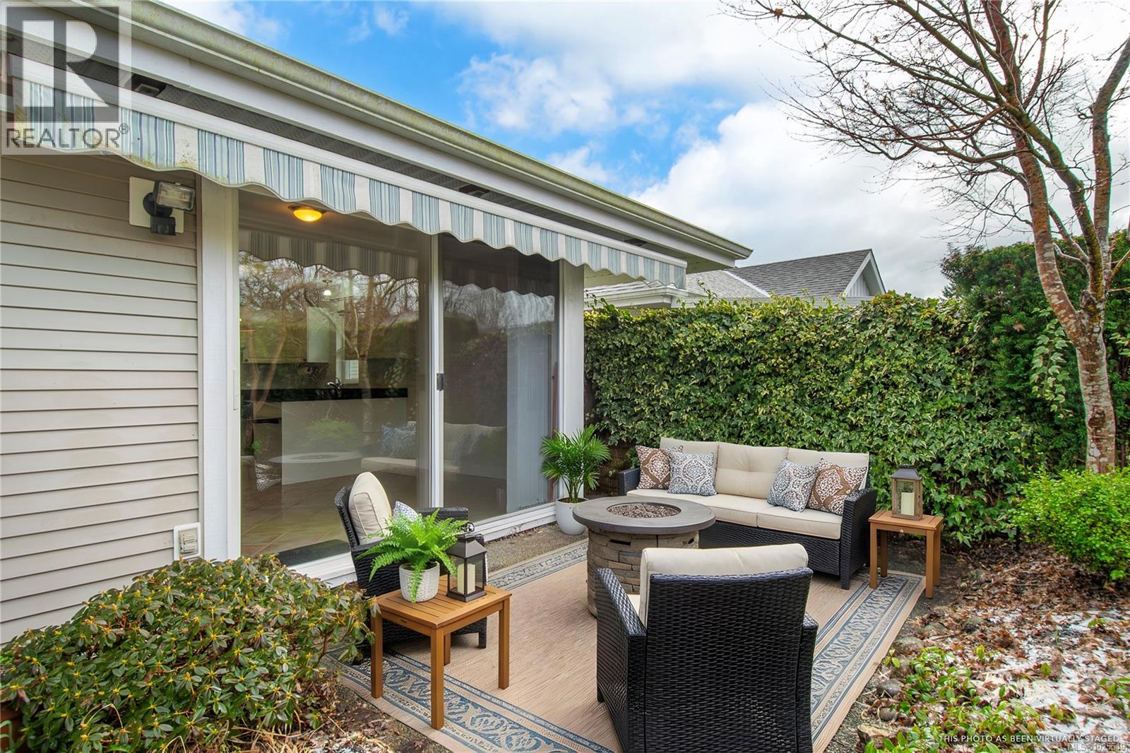 4 2010 20th St, Courtenay, British Columbia  V9N 2G6 - Photo 2 - 1025549