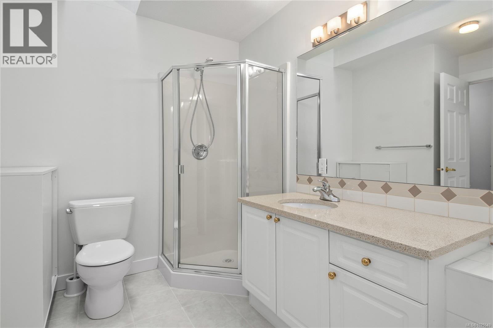 4 2010 20th St, Courtenay, British Columbia  V9N 2G6 - Photo 22 - 1025549