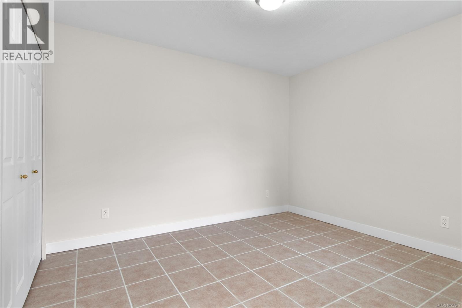 4 2010 20th St, Courtenay, British Columbia  V9N 2G6 - Photo 24 - 1025549