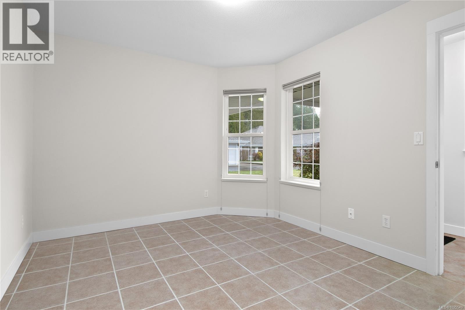 4 2010 20th St, Courtenay, British Columbia  V9N 2G6 - Photo 25 - 1025549