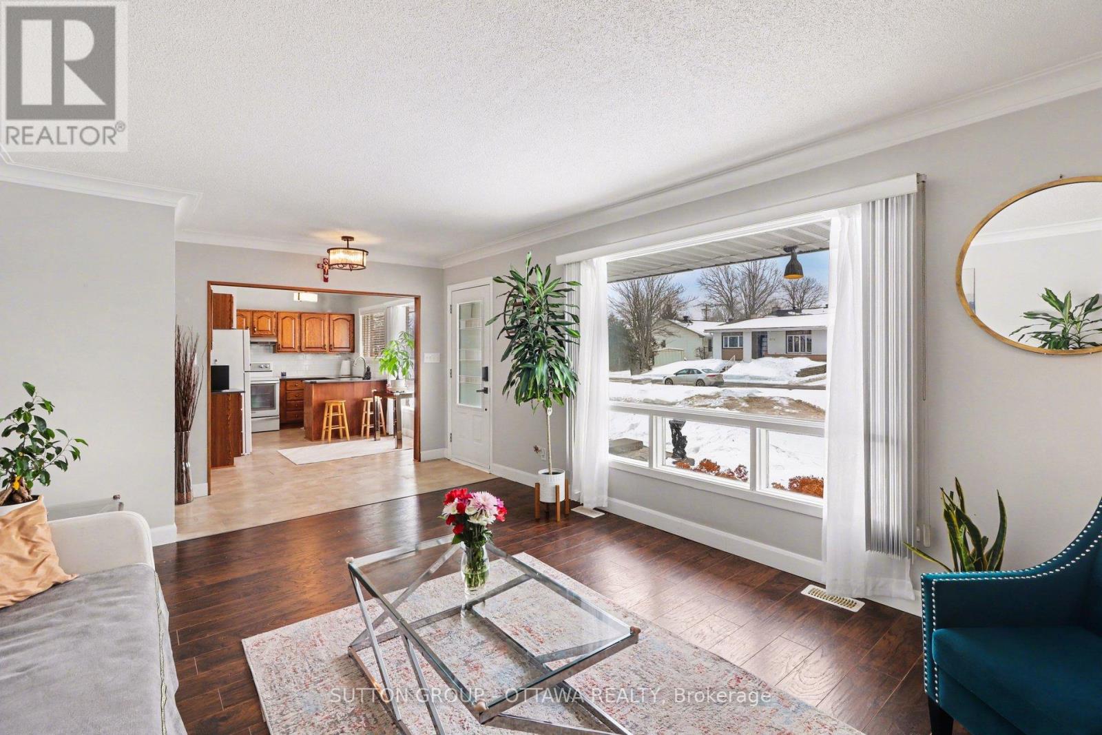 816 Cartier Boulevard, Hawkesbury, Ontario  K6A 1W7 - Photo 3 - X12798124