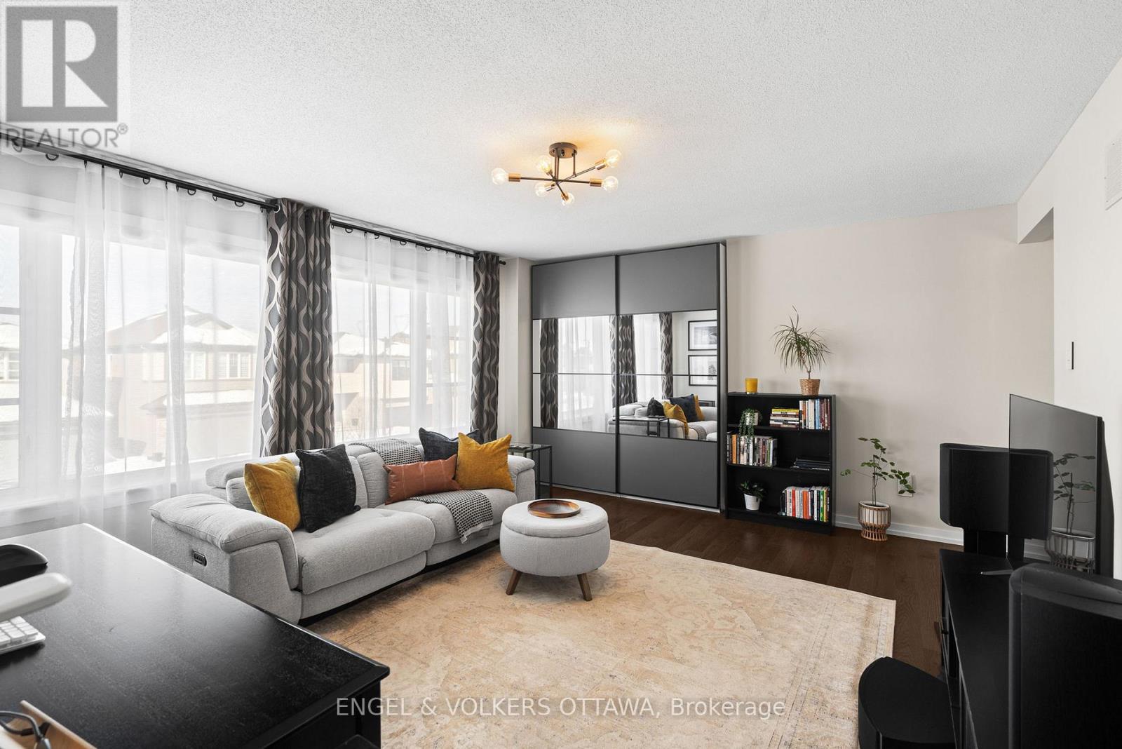 267 Sceptre Way, Ottawa, Ontario  K2V 0C6 - Photo 30 - X12798252