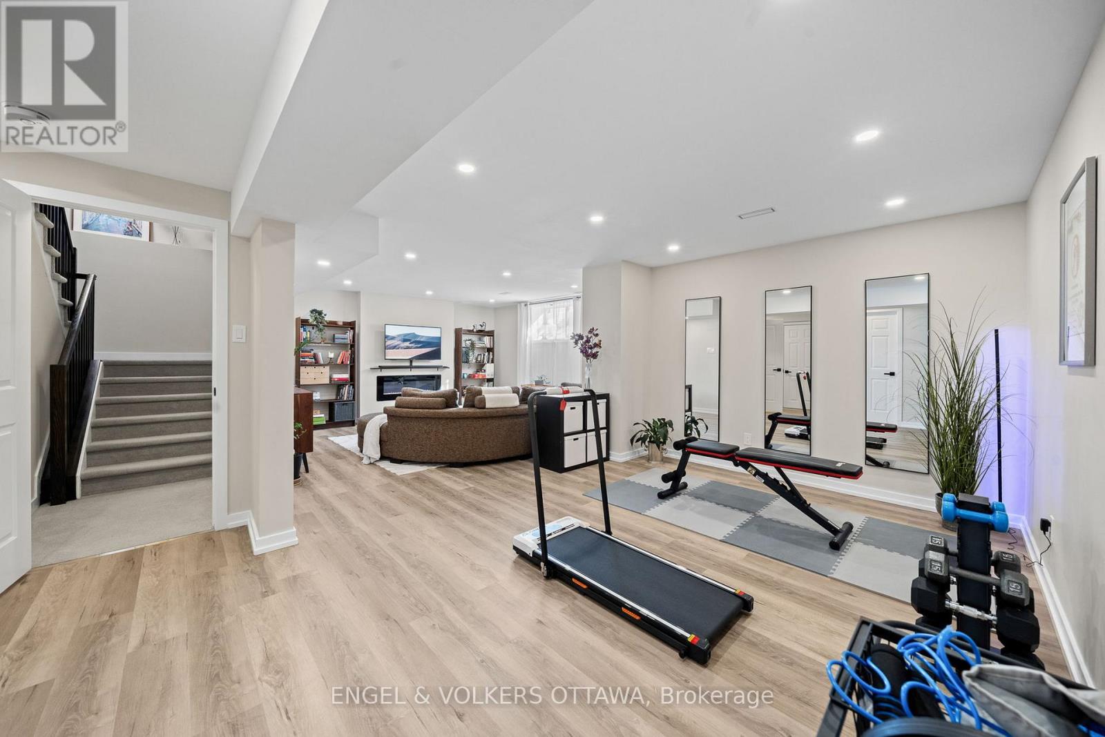 267 Sceptre Way, Ottawa, Ontario  K2V 0C6 - Photo 37 - X12798252