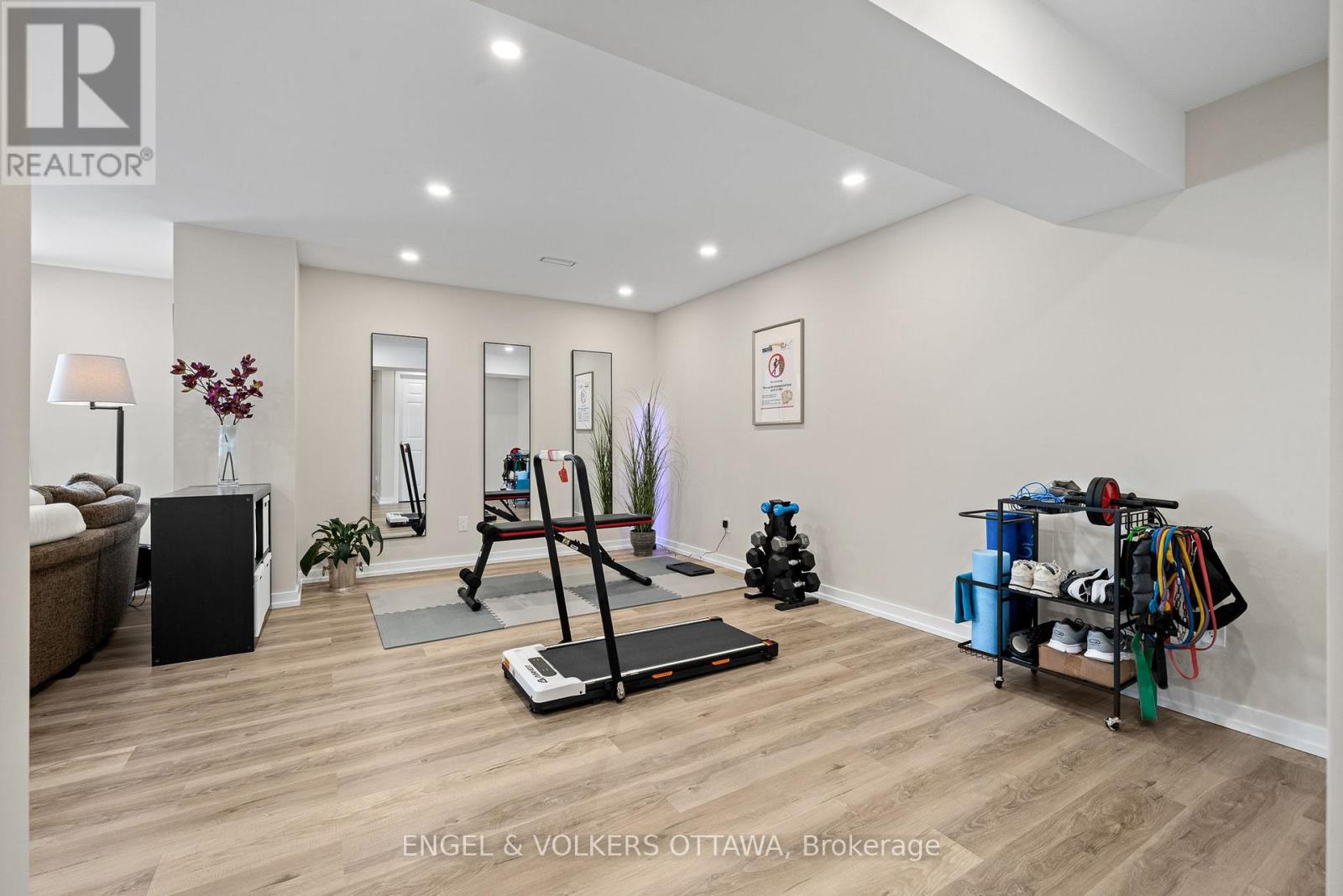 267 Sceptre Way, Ottawa, Ontario  K2V 0C6 - Photo 38 - X12798252