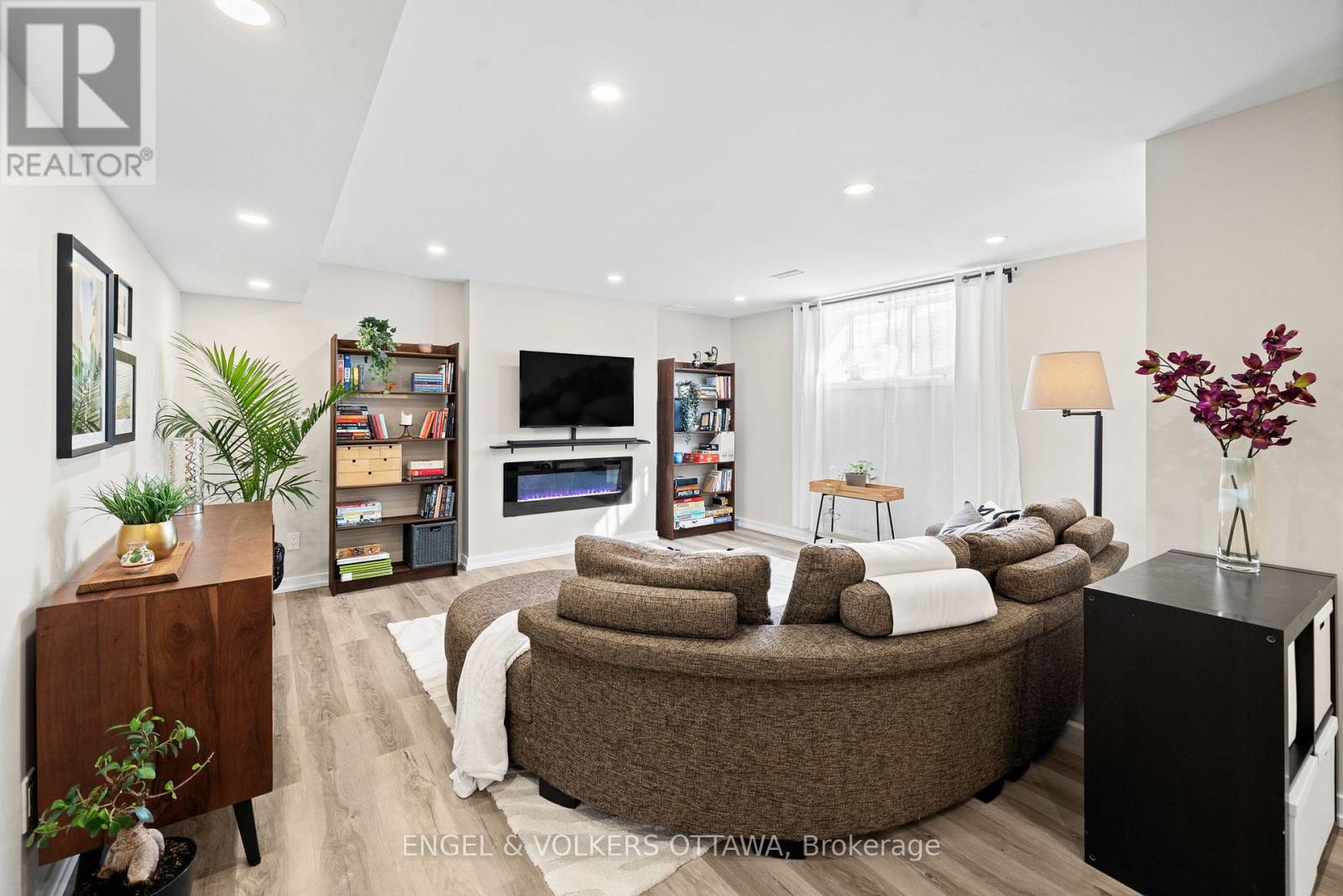 267 Sceptre Way, Ottawa, Ontario  K2V 0C6 - Photo 39 - X12798252