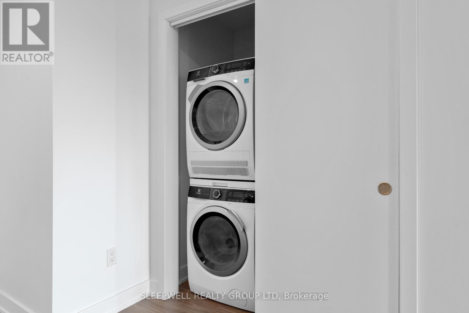 1105 - 1360 Carling Avenue, Ottawa, Ontario  K1Z 0E4 - Photo 8 - X12798276