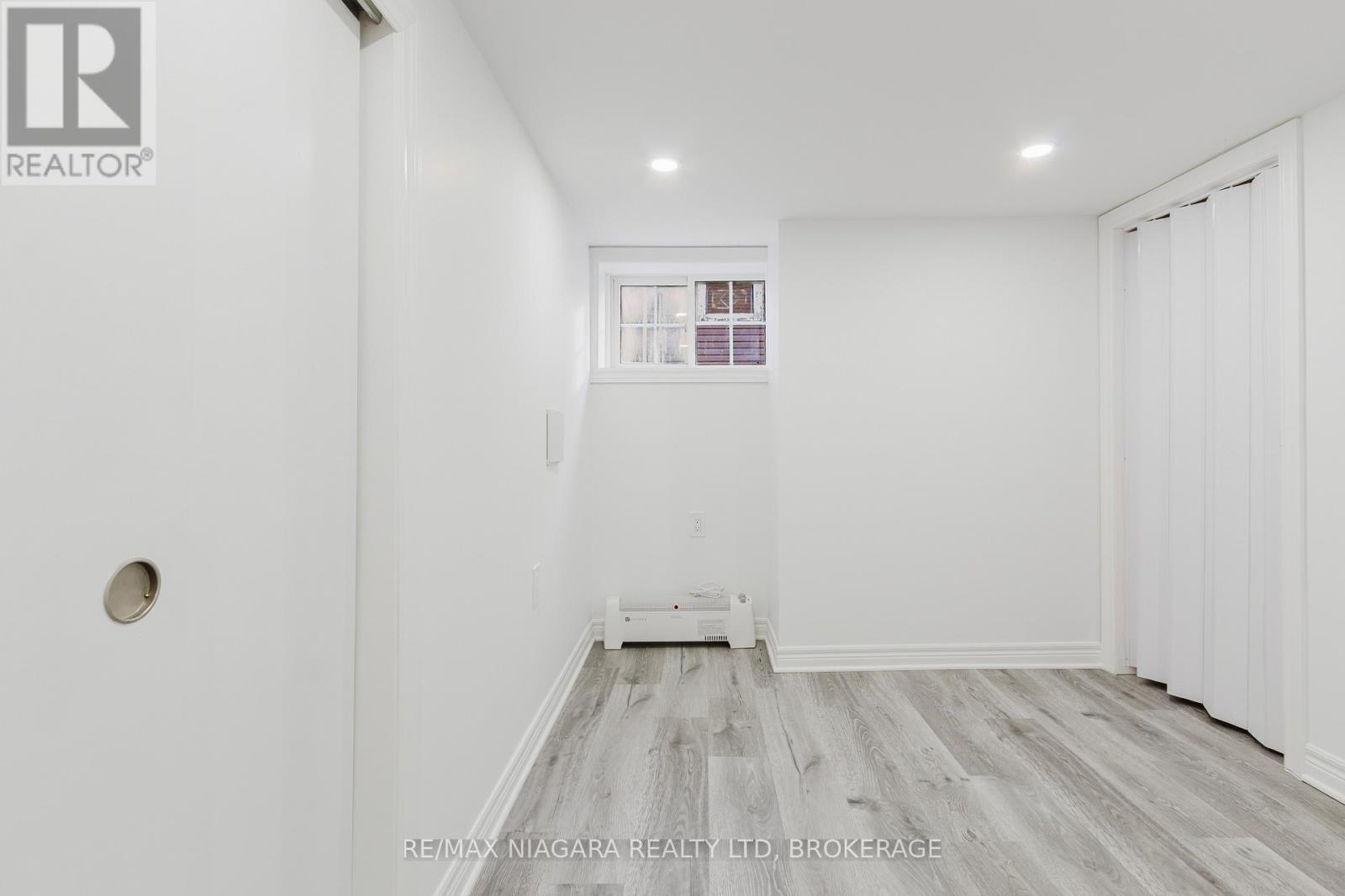 Basement Unit - 4765 Second Avenue, Niagara Falls, Ontario  L2E 4H7 - Photo 6 - X12798242