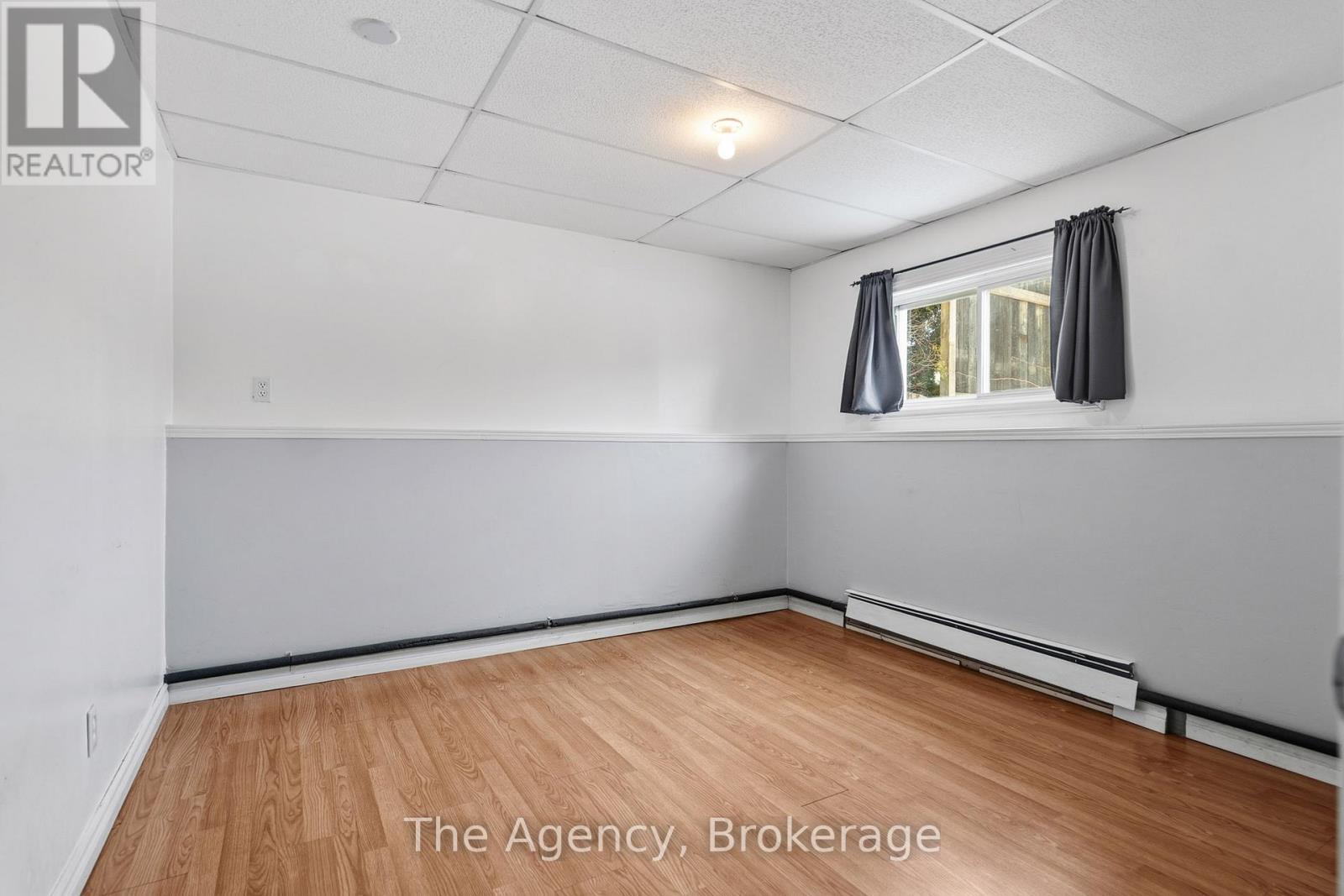 379 Southworth Street S, Welland, Ontario  L3B 2A1 - Photo 13 - X12798254