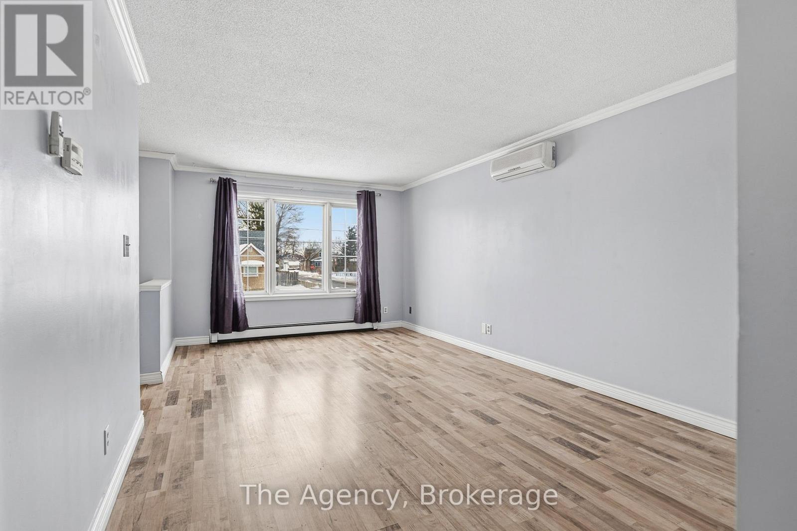 379 Southworth Street S, Welland, Ontario  L3B 2A1 - Photo 7 - X12798254